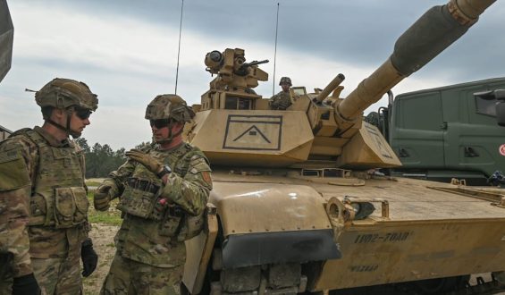 Verwirrung um US-Truppenentsendung: Polen bleibt unbeeindruckt