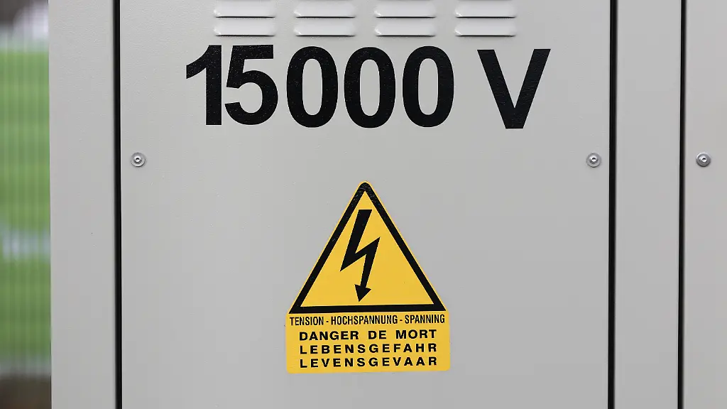 Kampf gegen die teure Lastspitze: Mit Batteriespeichern Stromkosten senken