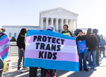 Demonstration für Transrechte vor dem Supreme Court