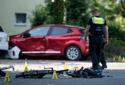 Verkehrsunfall in Dinslaken: Zwei Jugendliche sterben