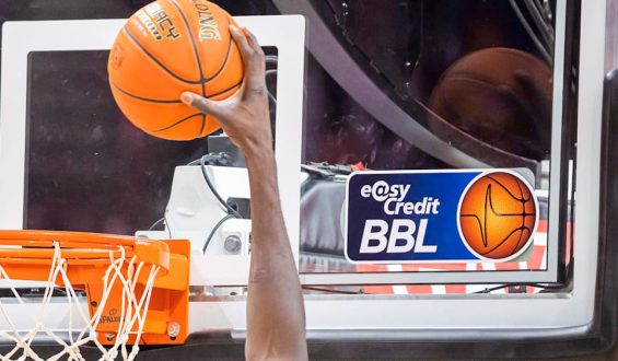 Wer zieht ins Playoff-Halbfinale ein?