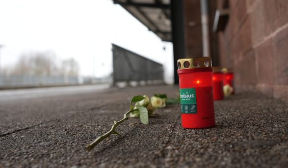 Ermittlungen zum tödlichen Angriff auf Zugbegleiter in Westpfalz