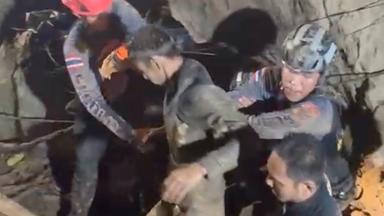 Erste Rettung in laotischer Höhle geglückt