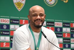Kompany überrascht Reporter mit Frage zu Harry Kane
