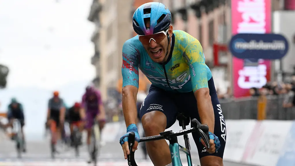 Massencrash beim Giro d’Italia: Kritik an Sicherheit