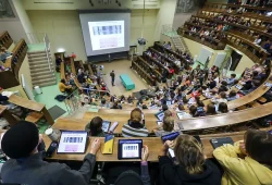 Bär zweifelt an schneller Bafög-Reform
