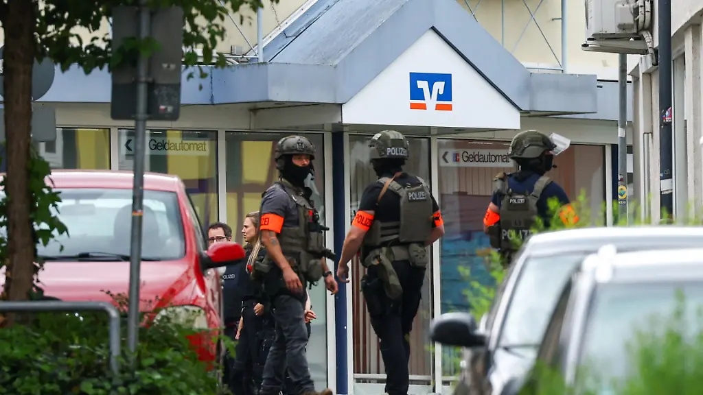 Geiselnahme in Bank in Sinzig: Ein Überblick