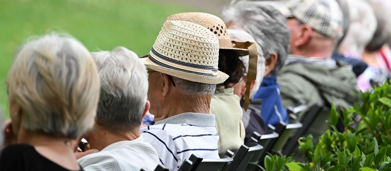 Diskussion um Rentenreform: Höheres Renteneintrittsalter im Gespräch