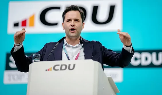 Reform der Alterssicherung: Diskussion über Beamtenpensionen