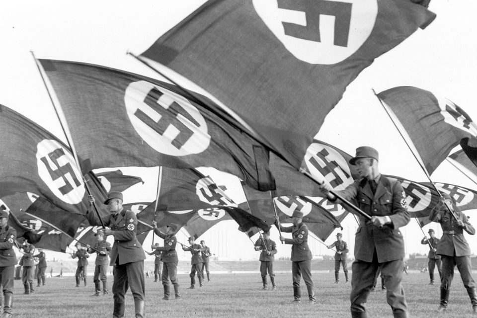 Politiker spüren NS-Vergangenheit nach