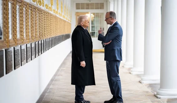 Merz führt konstruktives Telefonat mit Trump nach Spannungen
