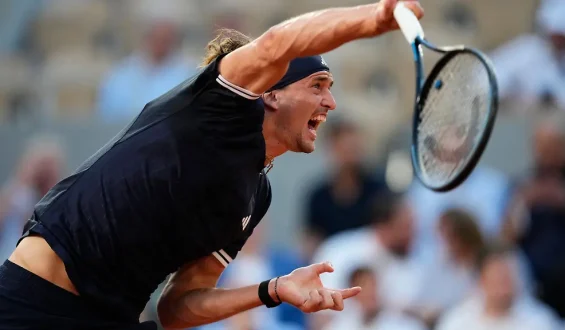 Zverev erreicht Runde drei bei den French Open