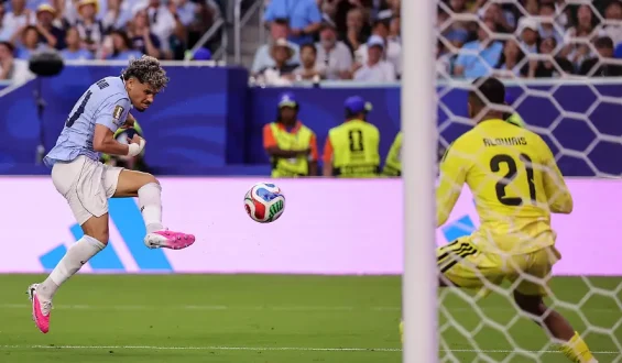 Uruguay enttäuscht beim WM-Auftakt