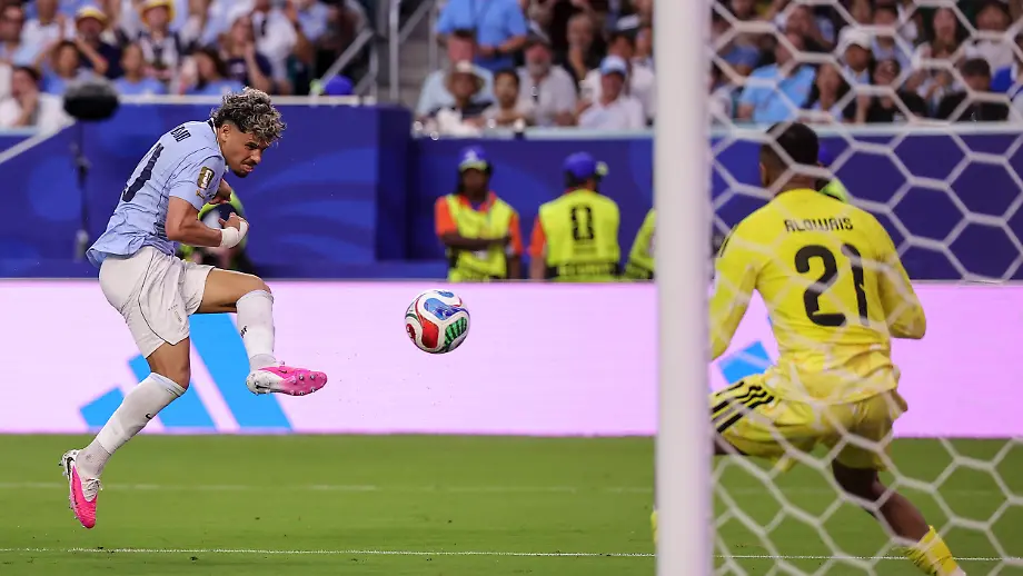 Uruguay enttäuscht beim WM-Auftakt
