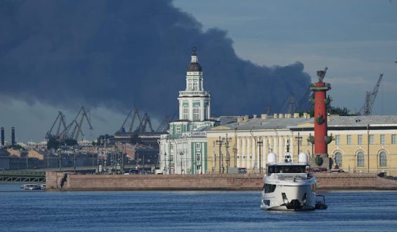 Drohnenangriff auf Ölterminal in St. Petersburg