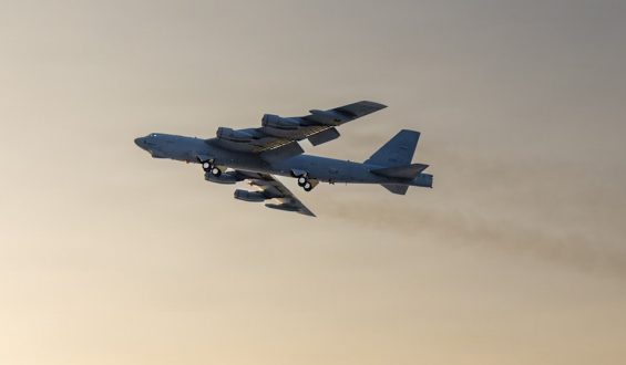 Absturz einer B-52 Stratofortress in Kalifornien