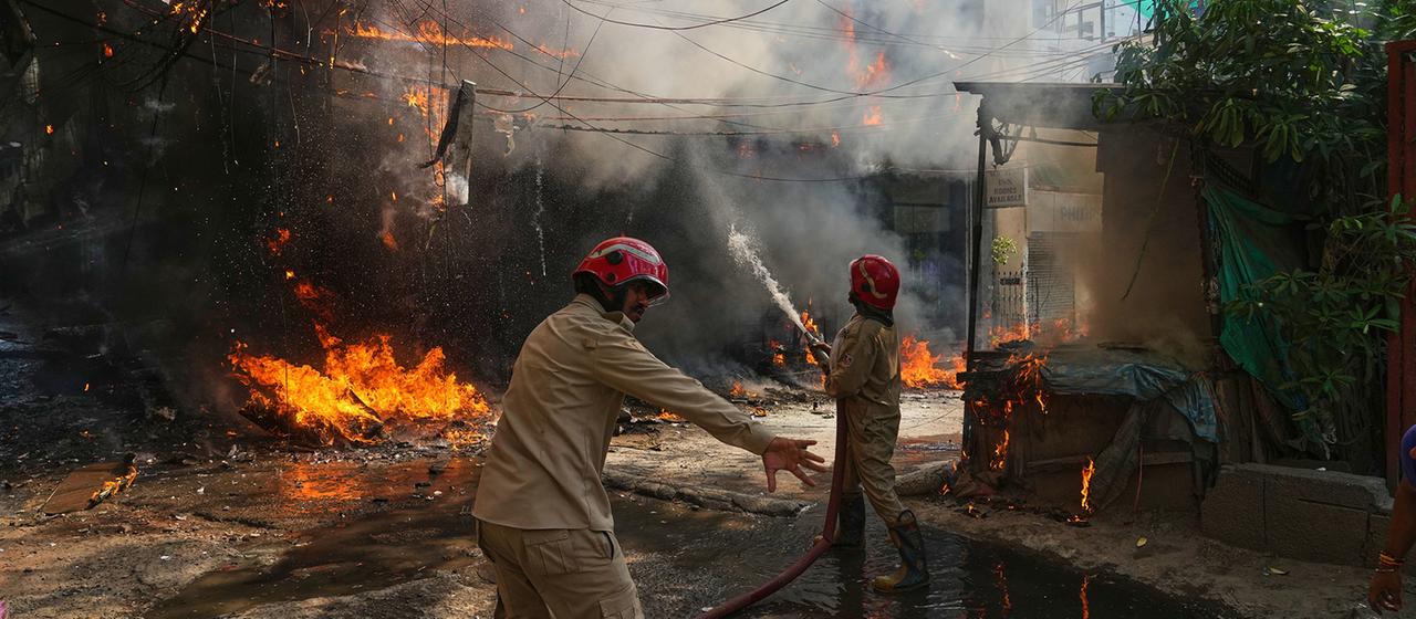 Brand in Neu-Delhi fordert zahlreiche Opfer
