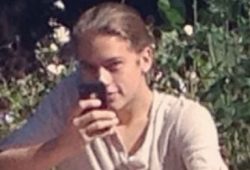 Disney-Star Cole Sprouse fotografiert heimlich Paparazzi