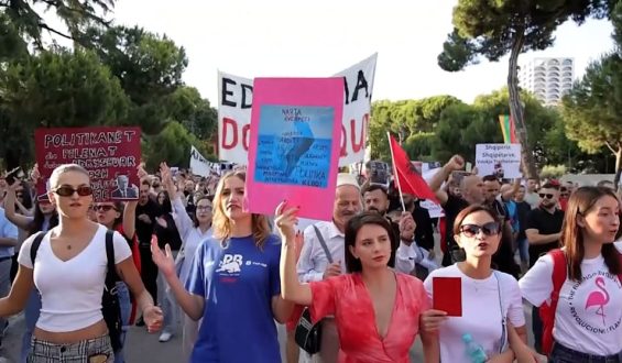 Proteste in Albanien gegen geplantes Luxus-Resort der Trump-Familie