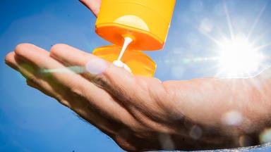 Sonnenschutz für Kinder: Stiftung Warentest bewertet Produkte