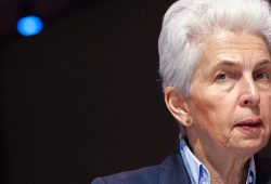 Strack-Zimmermann kritisiert Merkels Kurs und äußert sich zur FDP-Wahl