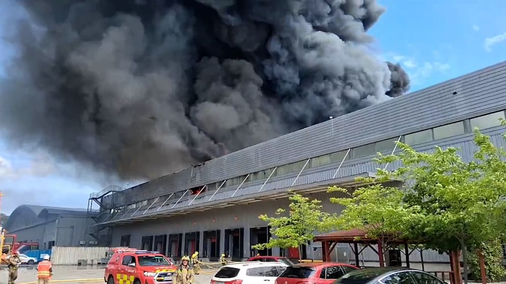 Schwerer Brand in Honda-Fabrik in Barcelona