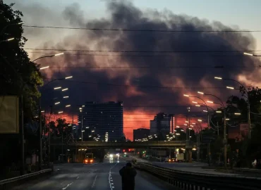Heftige Angriffe auf Kiew: Tote und Verletzte in der Ukraine