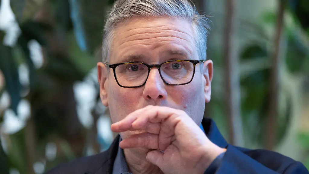 Das Scheitern von Keir Starmer: Krisen und Ursachen