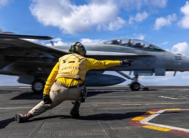 US-Angriffe auf Iran nach Hubschrauberabschuss