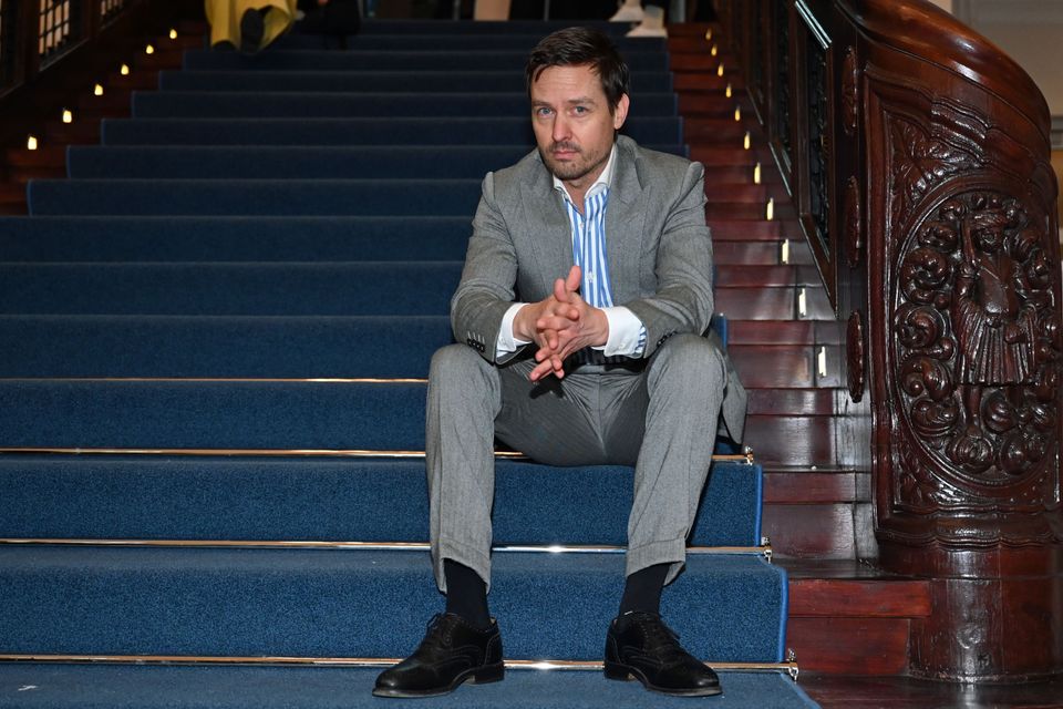 Tom Schilling: Segen und Fluch der Jugendlichkeit