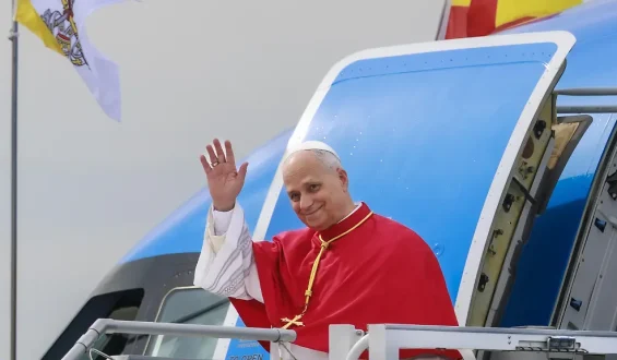 Papst Leo XIV. auf Spanienreise