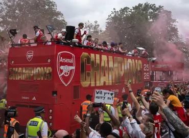 Messerattacken überschatten Arsenal-Meisterfeier