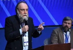 Russland beim Wirtschaftsforum: Szenarien mit Atomschlag und EU-Zerfall