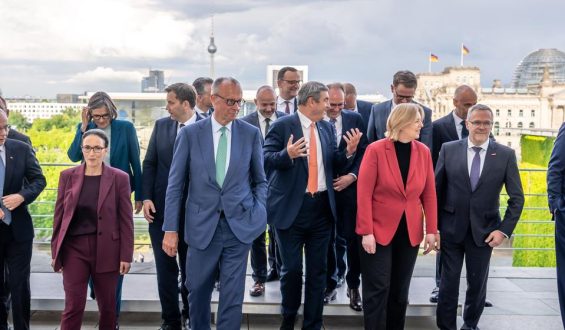 Reformgespräche der Koalition mit Sozialpartnern