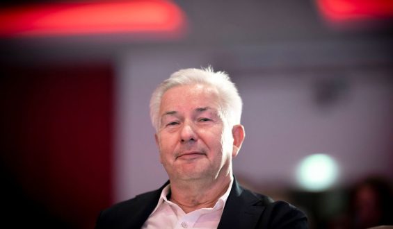 Klaus Wowereit warnt vor wachsender Intoleranz