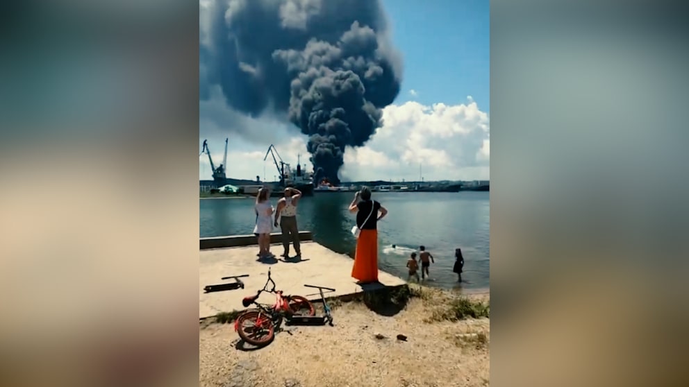 Ukrainische Angriffe auf die Krim: Treibstofflager in Kertsch in Flammen