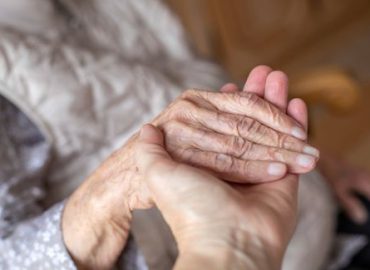 Pflegereform: Herausforderungen und Kontroversen