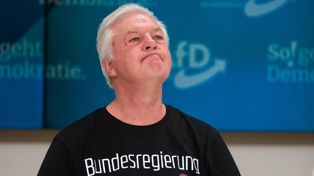 Bußgeldverfahren gegen “Compact”-Magazin wegen AfD-Werbung