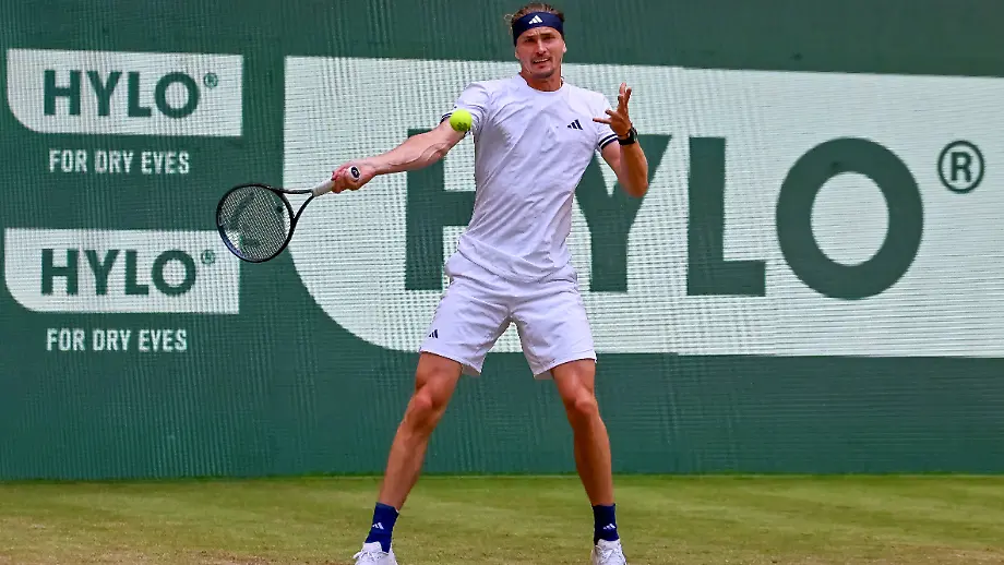 Zverev zeigt Nervenstärke im Hitzeduell