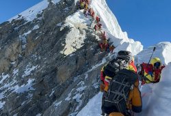 Sherpa überlebt sechs Tage in der Todeszone