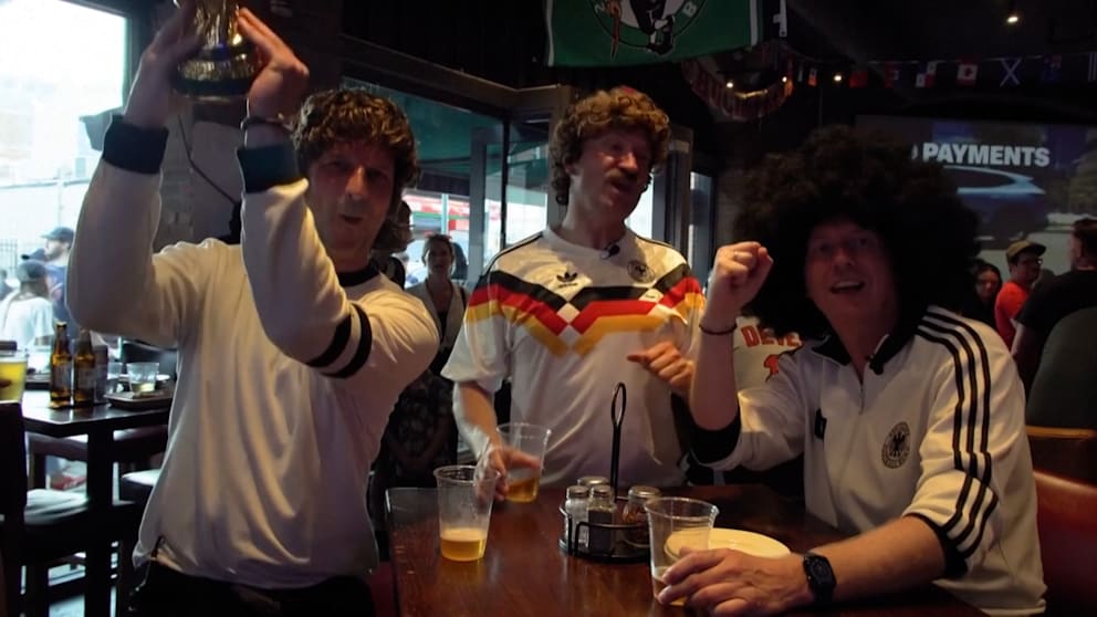 Vorfreude auf das Spiel Deutschlands gegen Paraguay