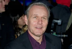 Anthony Head: Ein Leben voller Rollen und Musik