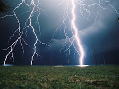 Unwetter in Deutschland: Schäden und Verletzte