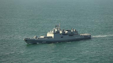 Russisches Kriegsschiff gibt Warnschüsse im Ärmelkanal ab