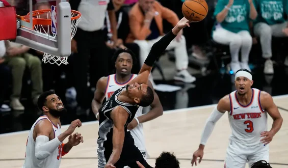 NBA-Finals Start: Knicks besiegen Wembanyama und die Spurs
