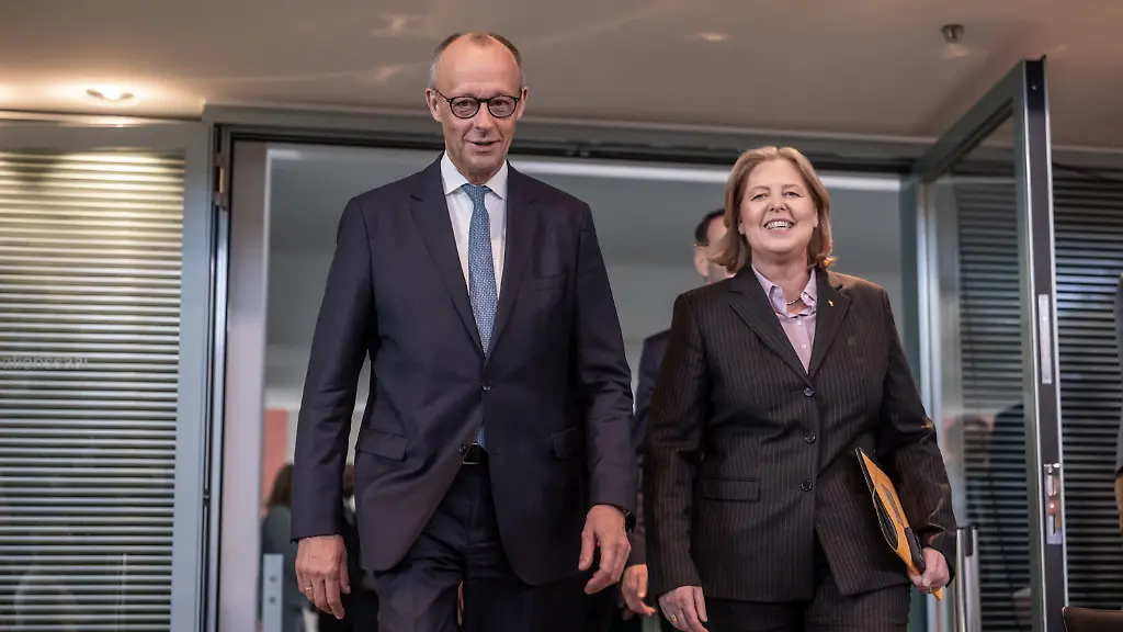 Friedrich Merz und Bärbel Bas: Umfassende Rentenreform geplant