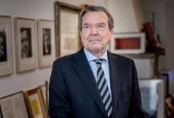 Treffen im Kreml: Putin empfängt Altkanzler Schröder