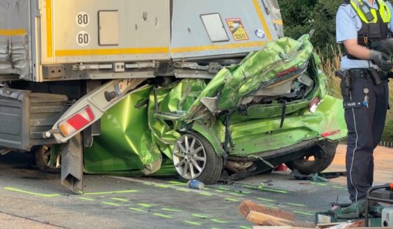 Tragischer Unfall auf der A4: Autofahrerin stirbt bei Auffahrunfall