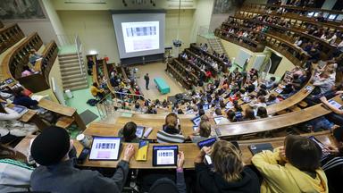 Die Bundesregierung plant umfassende Reformen: Auswirkungen auf kommende Generationen