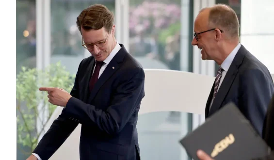 Kanzlertausch-Debatte: Wüst und Merz weisen Spekulationen zurück